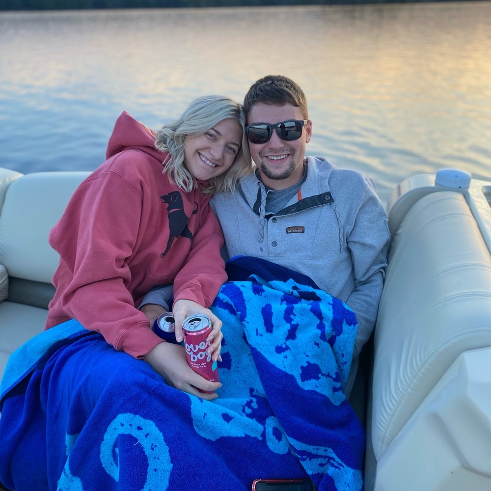 Meet your Posher, Casey